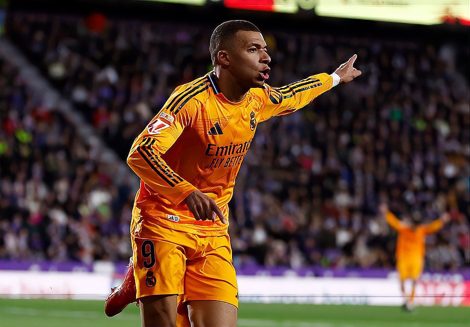 LD 乐动APP下载 -姆巴佩再度上演帽子戏法，巴萨后防线成筛子！的简单介绍