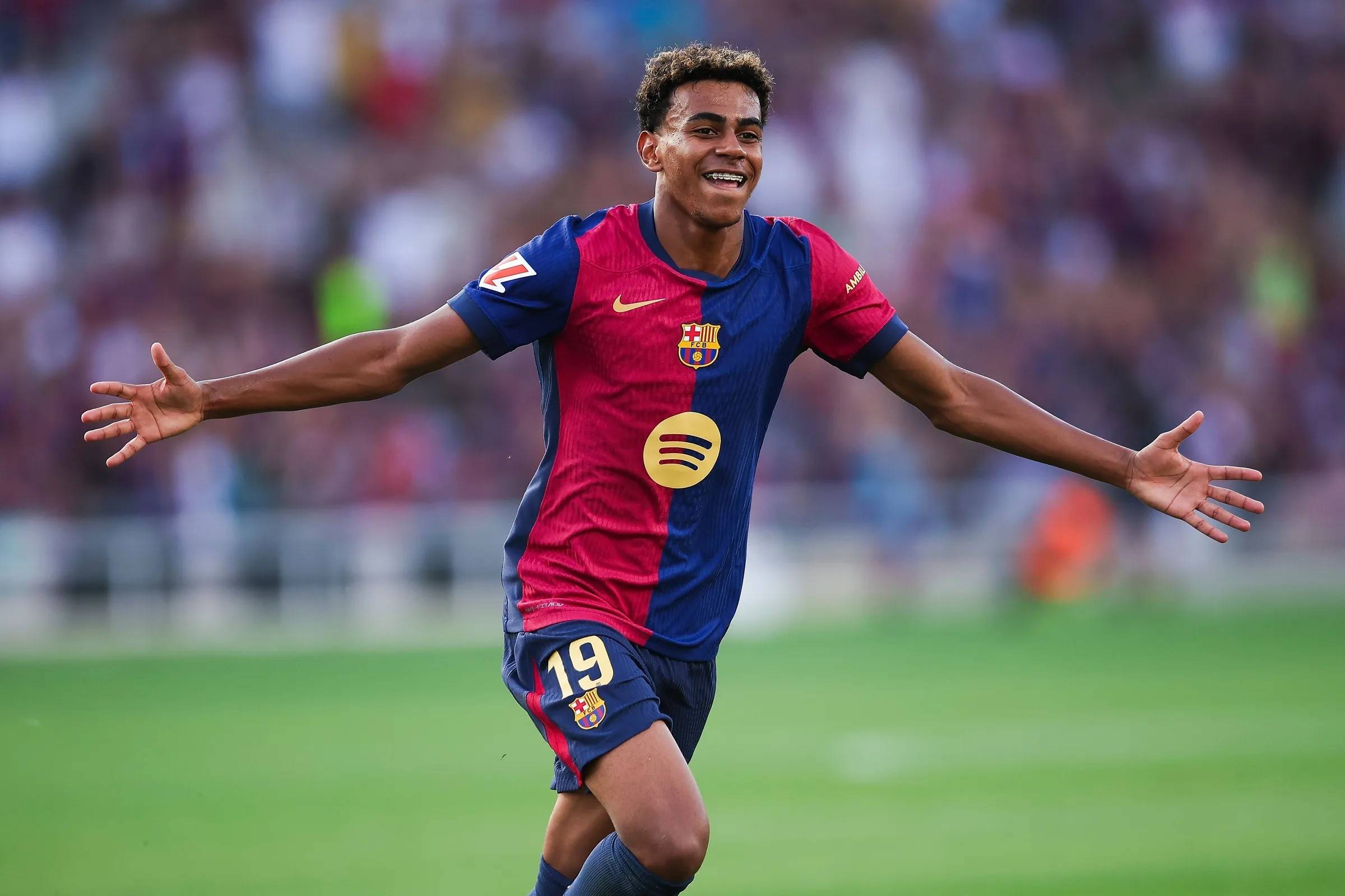 乐动官方网站 -姆巴佩巅峰对决，萨拉赫与70激战西班牙队分钟，出色防守胜负难料！(姆巴佩比赛视频)